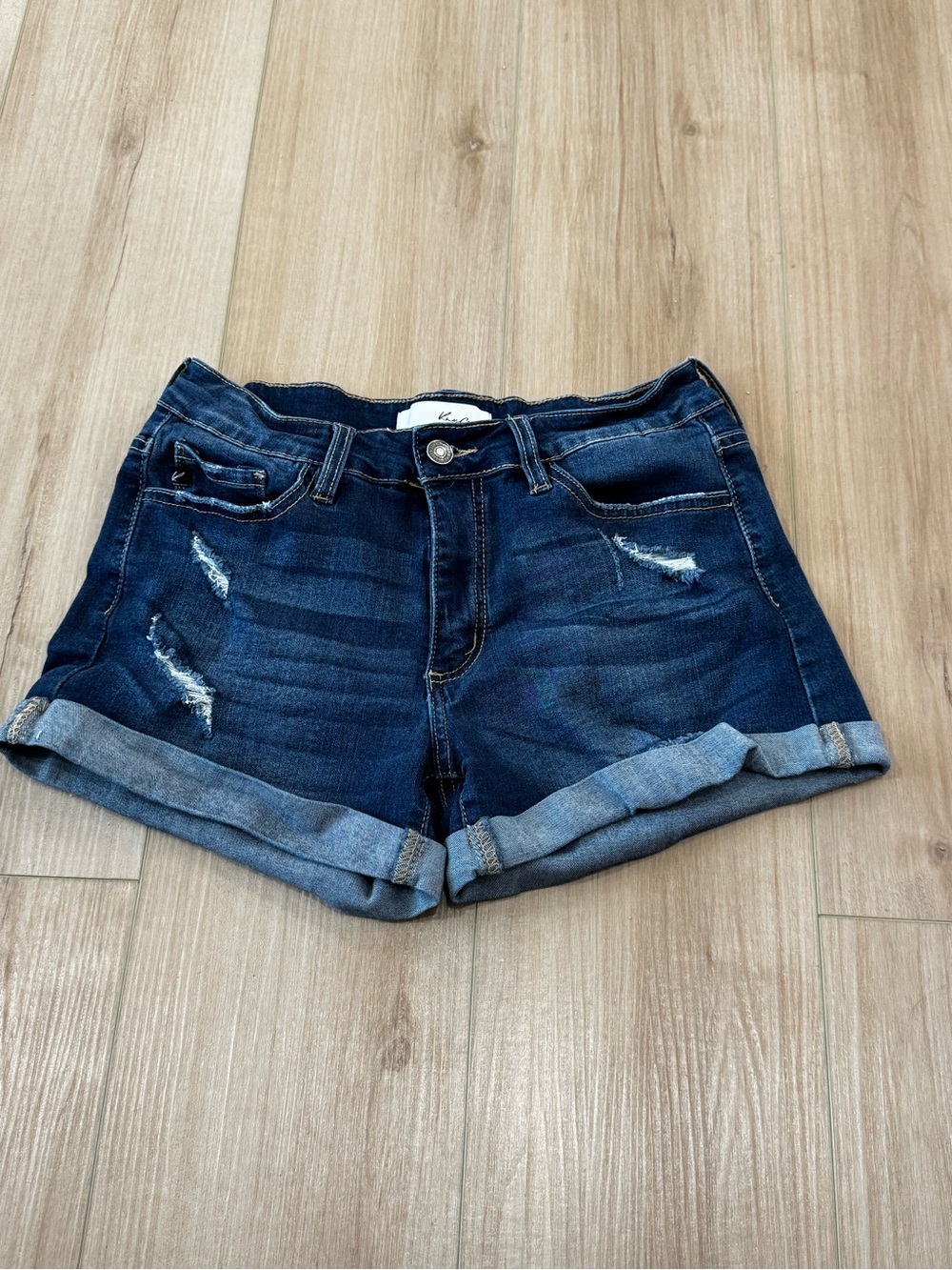 KanCan Distressed Denim Shorts Size 28 Dark Wash Cuffed Stretch Shorts